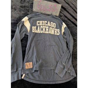 UC CCM Mens Vintage Black White Chicago Blackhawks Long Sleeve M